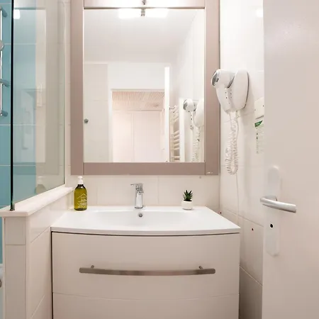 Le Coquillage - 200 Metres De La Apartment Cannes